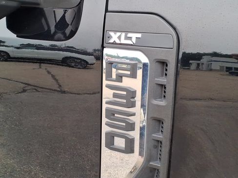 Certified 2024 Ford F350 XLT w/ 360-Degree Camera Package AWD/4WD image 10