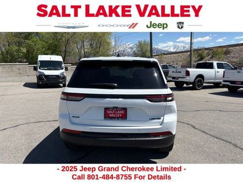 New 2025 Jeep Grand Cherokee Limited w/ Black Appearance Package image 6