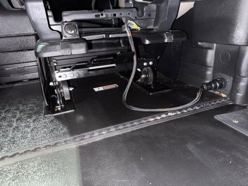 Used 2019 Dodge Grand Caravan SXT FWD image 42