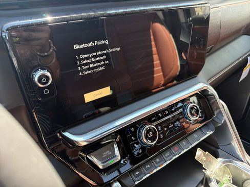 New 2026 GMC Sierra 1500 Denali Ultimate AWD/4WD image 23