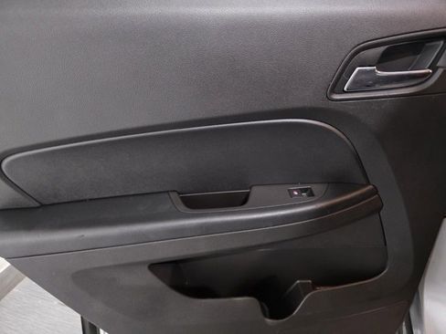 Used 2015 GMC Terrain SLT w/ Chrome Edition image 11