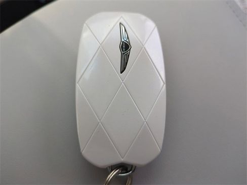 Certified 2026 Genesis GV70 2.5T Advanced image 28