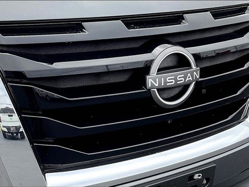 Used 2022 Nissan Pathfinder SL w/ SL Premium Package image 29