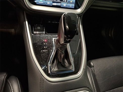 Certified 2023 Subaru Outback Limited image 15