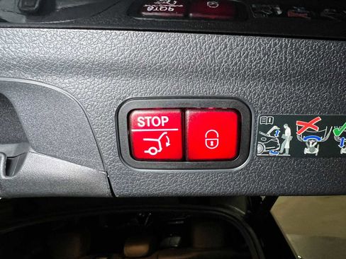 Certified 2025 Mercedes-Benz GLE 350 4MATIC image 19