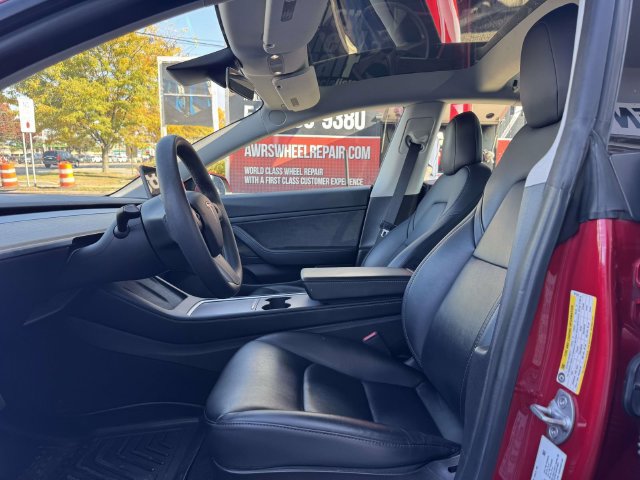 Used 2021 Tesla Model 3 Standard Range Plus RWD image 19