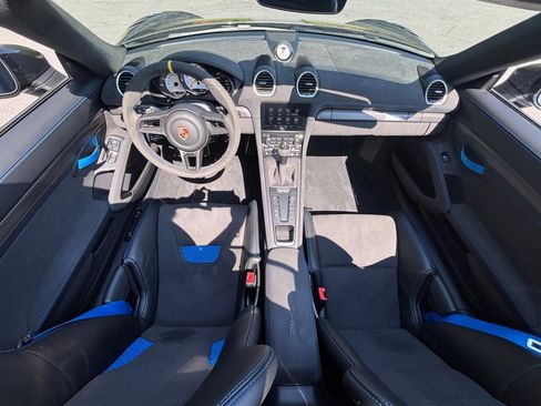 Certified 2025 Porsche 718 Boxster Spyder RS image 18