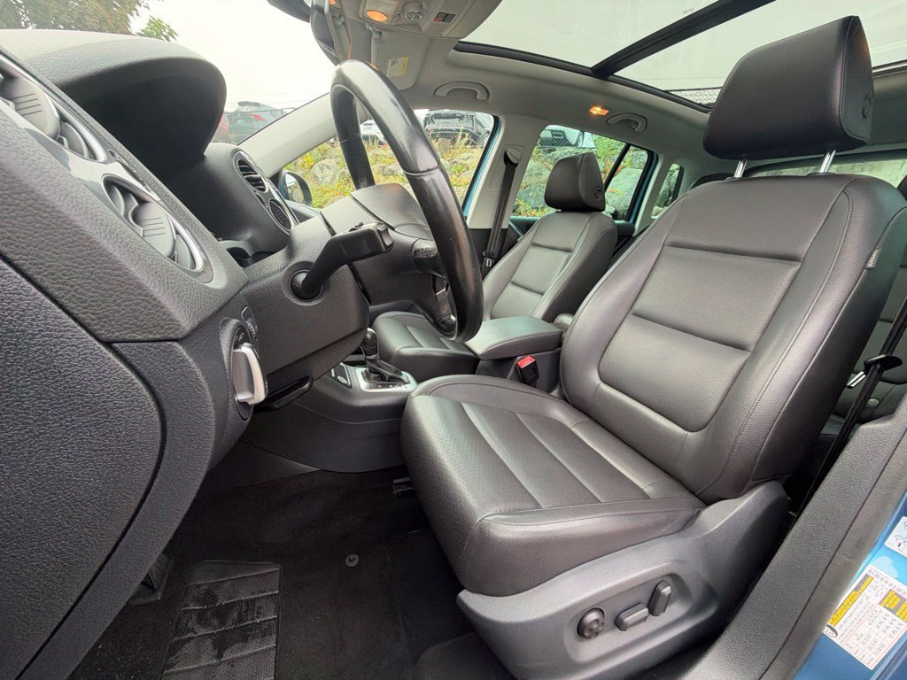 Used 2017 Volkswagen Tiguan Wolfsburg Edition AWD/4WD image 15