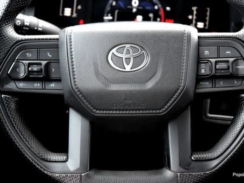 Used 2025 Toyota Tacoma SR5 RWD image 16