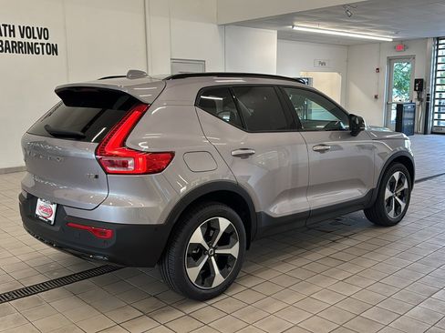 Used 2026 Volvo XC40 B5 Plus w/ Protection Package Premier image 5