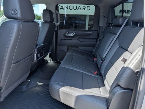 Used 2026 Chevrolet Silverado 2500 LTZ w/ LTZ Premium Package AWD/4WD image 27