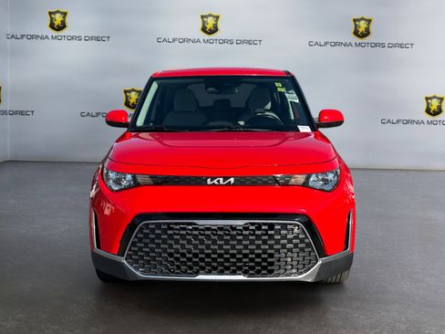 Used 2023 Kia Soul EX image 8