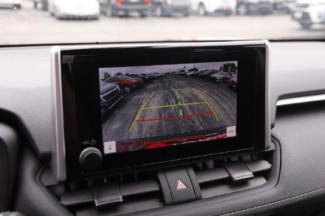 Certified 2024 Toyota RAV4 XLE AWD/4WD image 17
