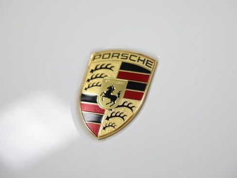 Used 2020 Porsche Macan image 4