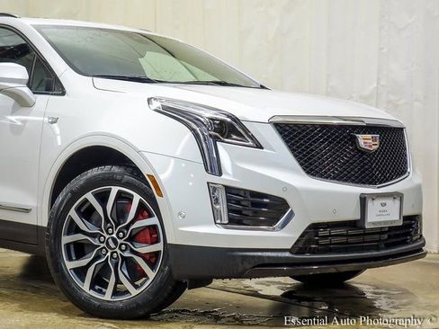 New 2025 Cadillac XT5 Sportv w/ Technology Package image 2