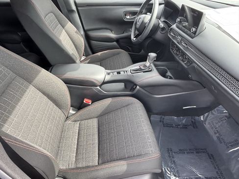 Certified 2024 Honda HR-V Sport image 9