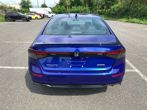 Used 2023 Honda Accord Sport image 4