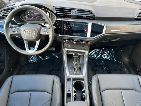 New 2025 Audi Q3 2.0T Premium Plus image 12