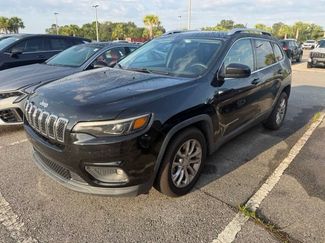 Used 2019 Jeep Cherokee Latitude w/ Popular Appearance Group FWD video 1