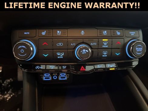 Used 2024 Dodge Durango GT image 22