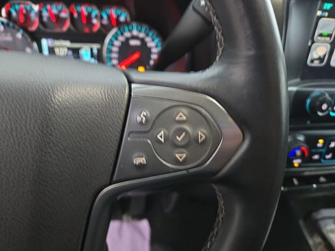 Used 2018 Chevrolet Silverado 1500 LT w/ All Star Edition image 16