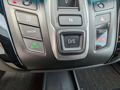 Certified 2024 Honda Odyssey Touring image 25