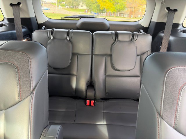 Used 2026 Ford Explorer Active AWD/4WD image 26