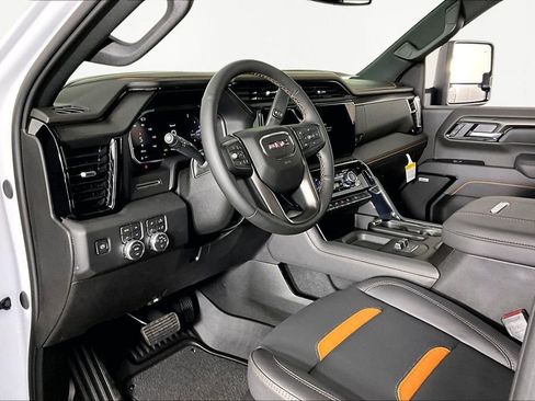 New 2026 GMC Sierra 2500 AT4 w/ AT4 Premium Plus Package AWD/4WD image 8
