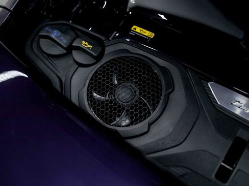 Used 2022 Porsche 911 Turbo S image 93