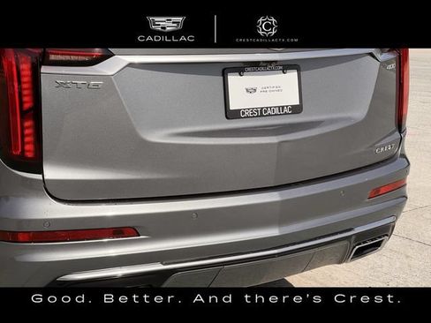 Certified 2022 Cadillac XT6 Premium Luxury FWD image 9