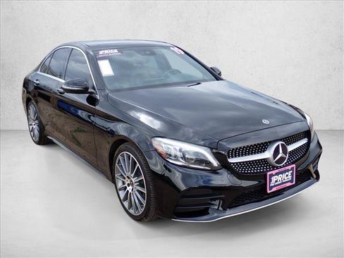 Used 2019 Mercedes-Benz C 300 4MATIC Sedan image 4