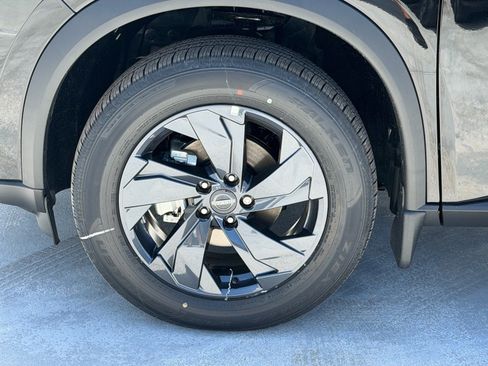New 2026 Nissan Rogue SV FWD image 12