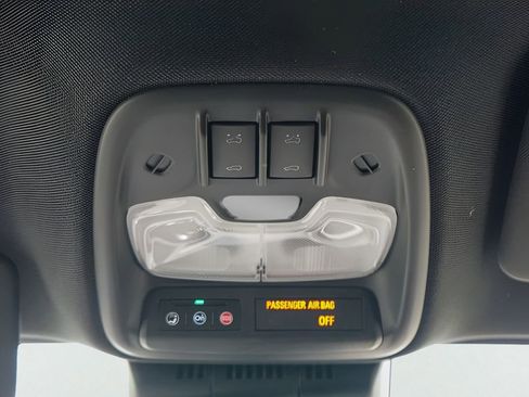 New 2026 GMC Canyon AT4 w/ Technology Plus Package AWD/4WD image 22