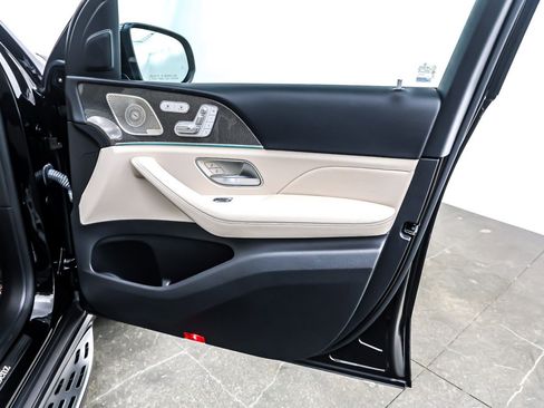 Certified 2023 Mercedes-Benz GLS 450 4MATIC image 25