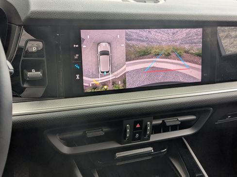 New 2026 Porsche Cayenne AWD/4WD image 19