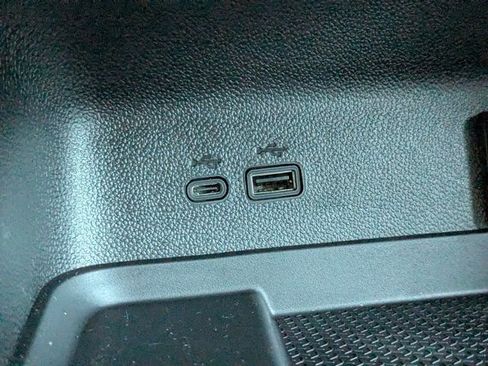 New 2026 Chevrolet Traverse High Country w/ LPO, Floor Liner Package image 22