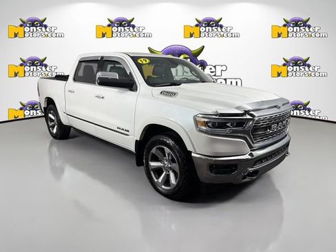 Used 2019 RAM 1500 Limited w/ Trailer Tow Group AWD/4WD image 3