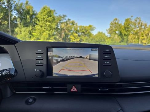 New 2026 Hyundai Elantra SEL Sport FWD image 22