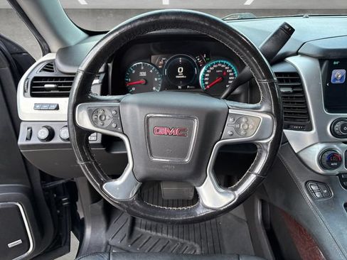 Used 2019 GMC Yukon XL SLT w/ Graphite Performance Edition AWD/4WD image 21