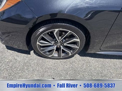 Used 2020 Toyota Corolla SE FWD image 11