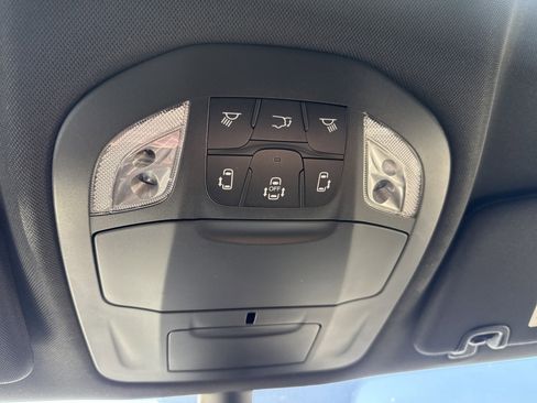 New 2026 Chrysler Voyager LX image 22
