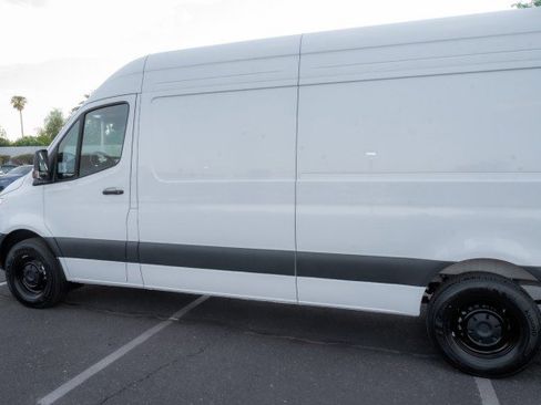 New 2025 Mercedes-Benz Sprinter 2500 image 5