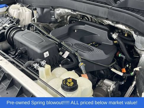 Used 2020 Ford Explorer XLT RWD image 11