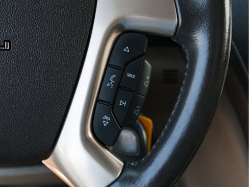 Used 2014 GMC Acadia Denali FWD image 16