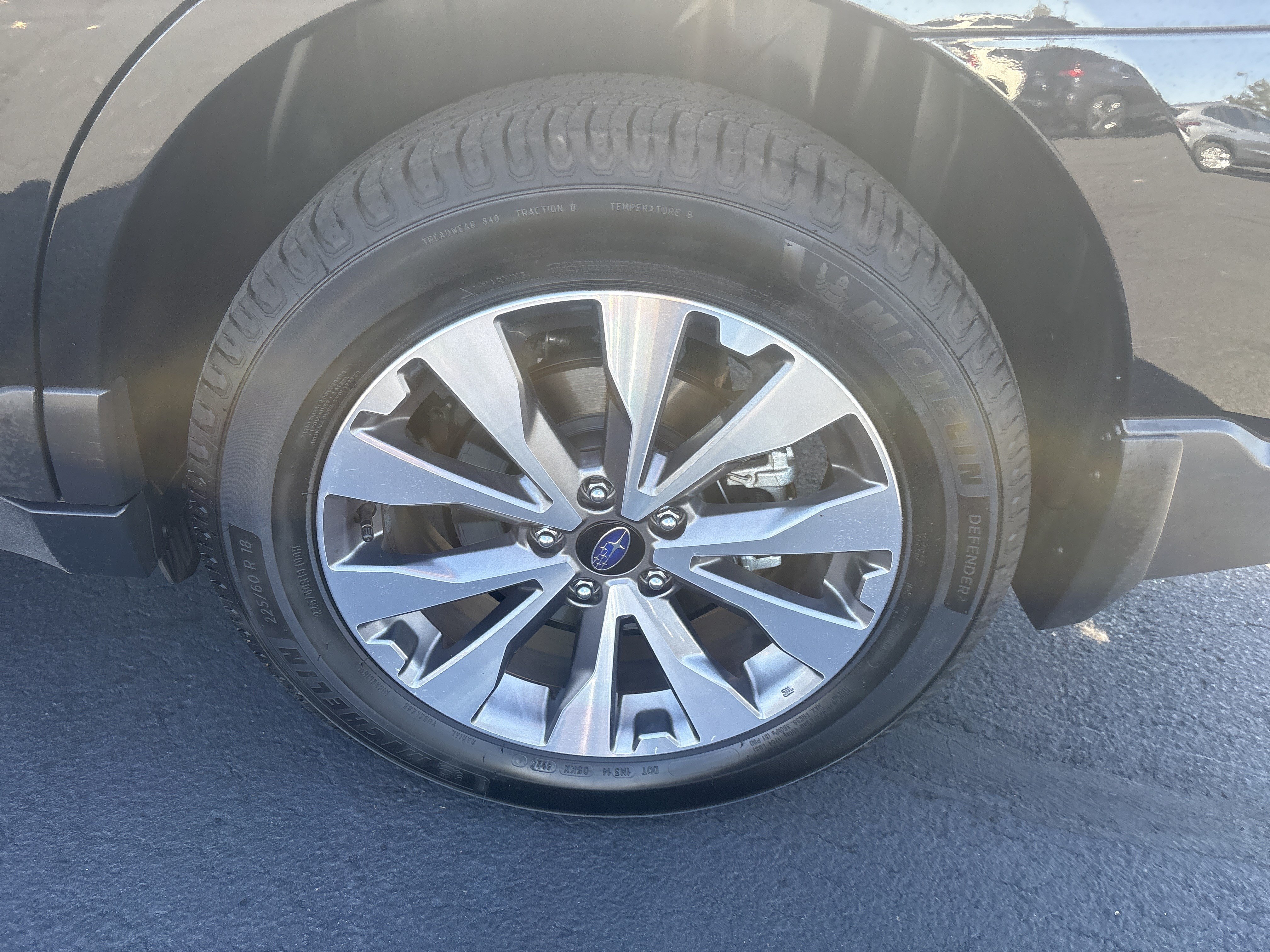 Used 2019 Subaru Outback 3.6R Touring AWD/4WD image 11