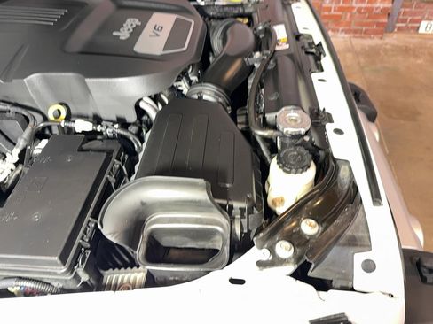 Used 2015 Jeep Wrangler Sahara w/ Connectivity Group image 87