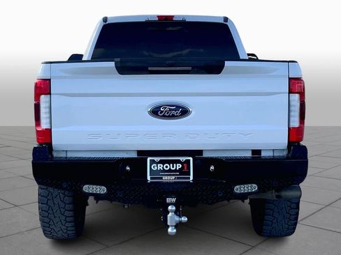 Used 2019 Ford F350 Lariat w/ Lariat Ultimate Package image 5