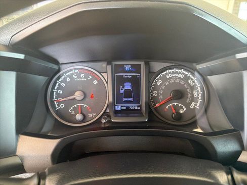 Used 2020 Toyota Tacoma SR w/ SX Package RWD image 18