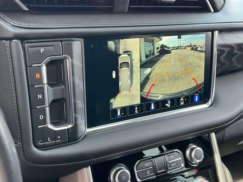 Certified 2023 GMC Yukon XL Denali AWD/4WD image 36