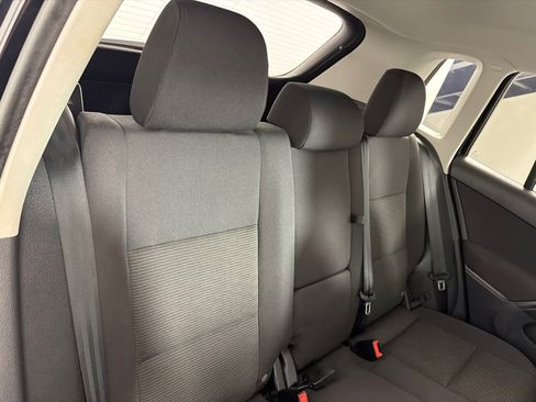 Used 2017 Volkswagen Tiguan S FWD image 22